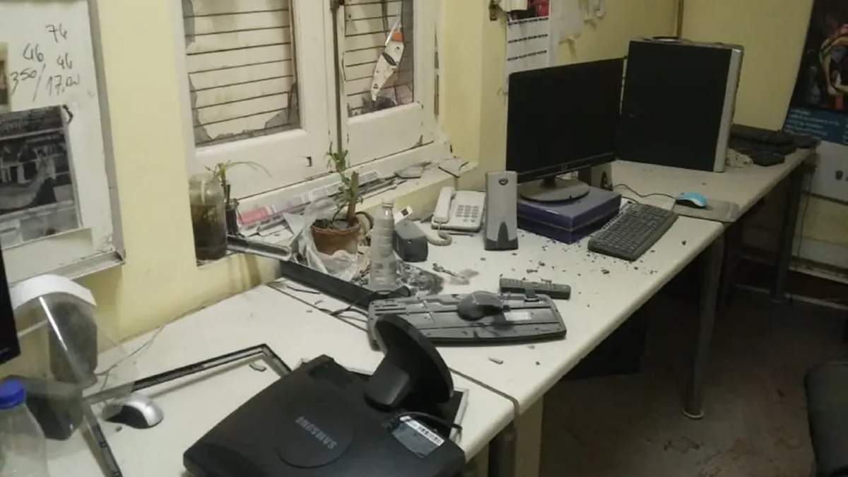 Vandalismo en la gobernación de Chubut. Fuente: (Twitter)