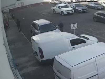 Diputado denuncia el robo de su camioneta en estacionamiento de Uruapan (Video)