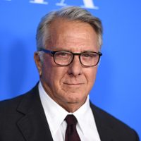 "Dustin Hoffman me acosó sexualmente cuando yo tenía 17 años", acusa escritora