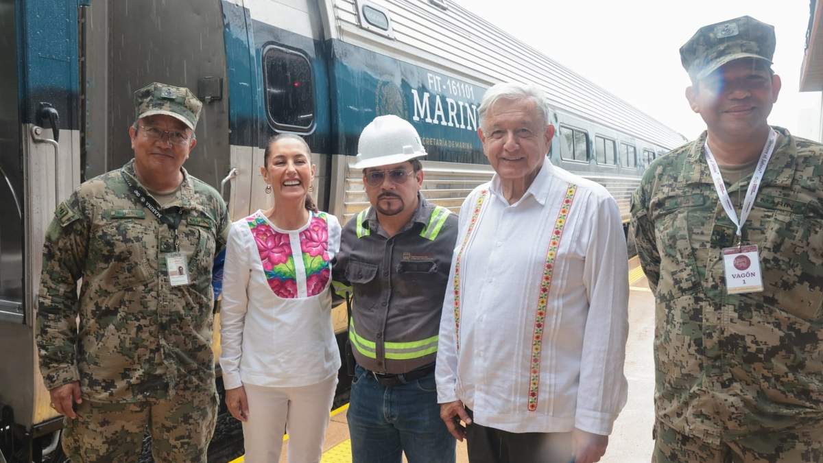 Claudia Sheinbaum y Andrés Manuel López Obrador en Oaxaca