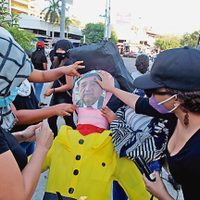 Feministas de Guerrero resisten los embates del "Toro sin Cerca"