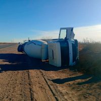 Un camión hormigonero volcó mientras circulaba por la Ruta 7 rumbo a Vaca Muerta