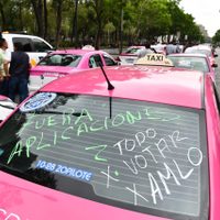 Hagan el paro y que los ciudadanos califiquen, dice AMLO sobre taxistas