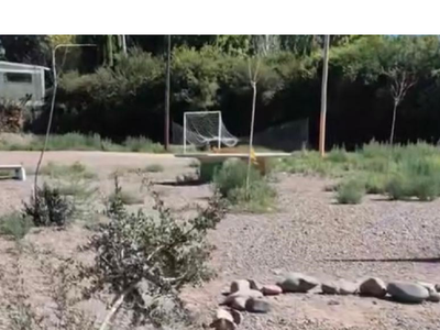 Malestar en Maipú por el abandono de un playón deportivo