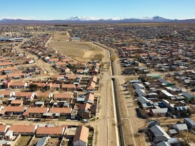 Zapala: comenzaron los trabajos para pavimentar una importante avenida