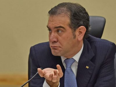 Opacidad enmarca actos de precampaña de precandidatos a la Presidencia, acusa INE