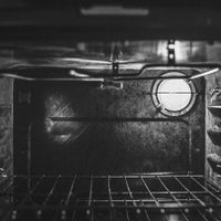 La forma más simple de limpiar un horno eléctrico sin esfuerzo