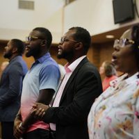 Los haitianos de Ohio encuentran solidaridad en la iglesia tras falsa acusación de comer mascotas