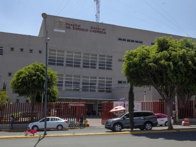 Salud CDMX explica caso de paciente tendido en el suelo en hospital Enrique Cabrera