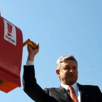 AMLO recuerda cuando le gritaron "eres un naco" en Santa Fe