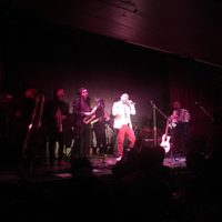 Ro & Los Mambotango y Los Bronces Band, música inigualable en el Teatro Bar el Vicio