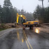 Lluvia y nieve obligan a mantener los pasos internacionales cerrados