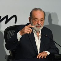 Slim califica de “irracional” la rebaja de Moody’s a la calificación de México