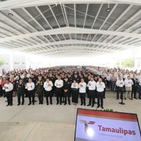 Preside gobernador ceremonia de graduación de cadetes que se incorporan a la Guardia Estatal