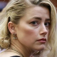 Amber Heard no tiene dinero para indemnizar a Johnny Depp, dice su abogada