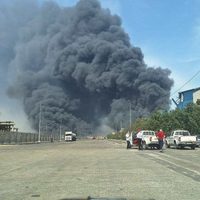 Irán apunta a "negligencia" tras explosión en un puerto que dejó al menos 70 muertos y mil heridos