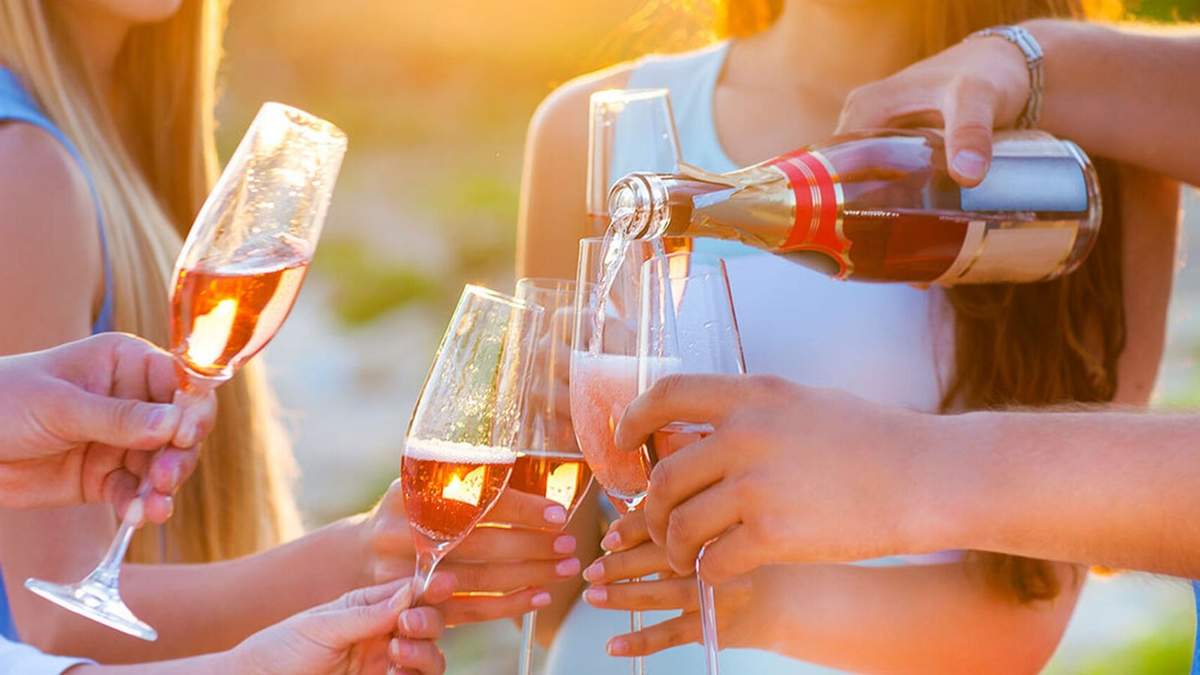 Vinos dulces y espumantes para mamá. Fuente; (Instagram)