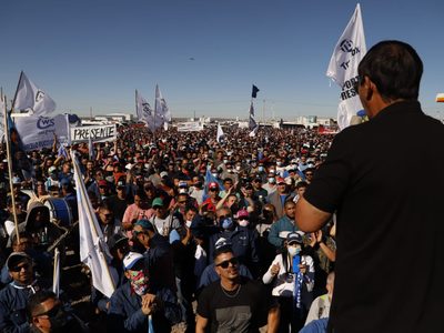 Se levanta el paro de Petroleros Privados