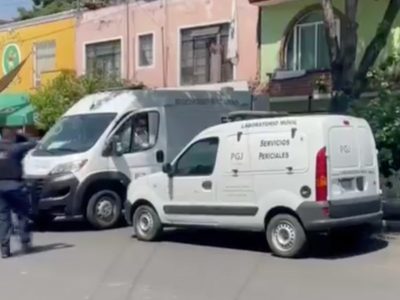 Triple homicidio en Iztacalco; víctimas tenían heridas de bala y de arma punzocortante en la cara