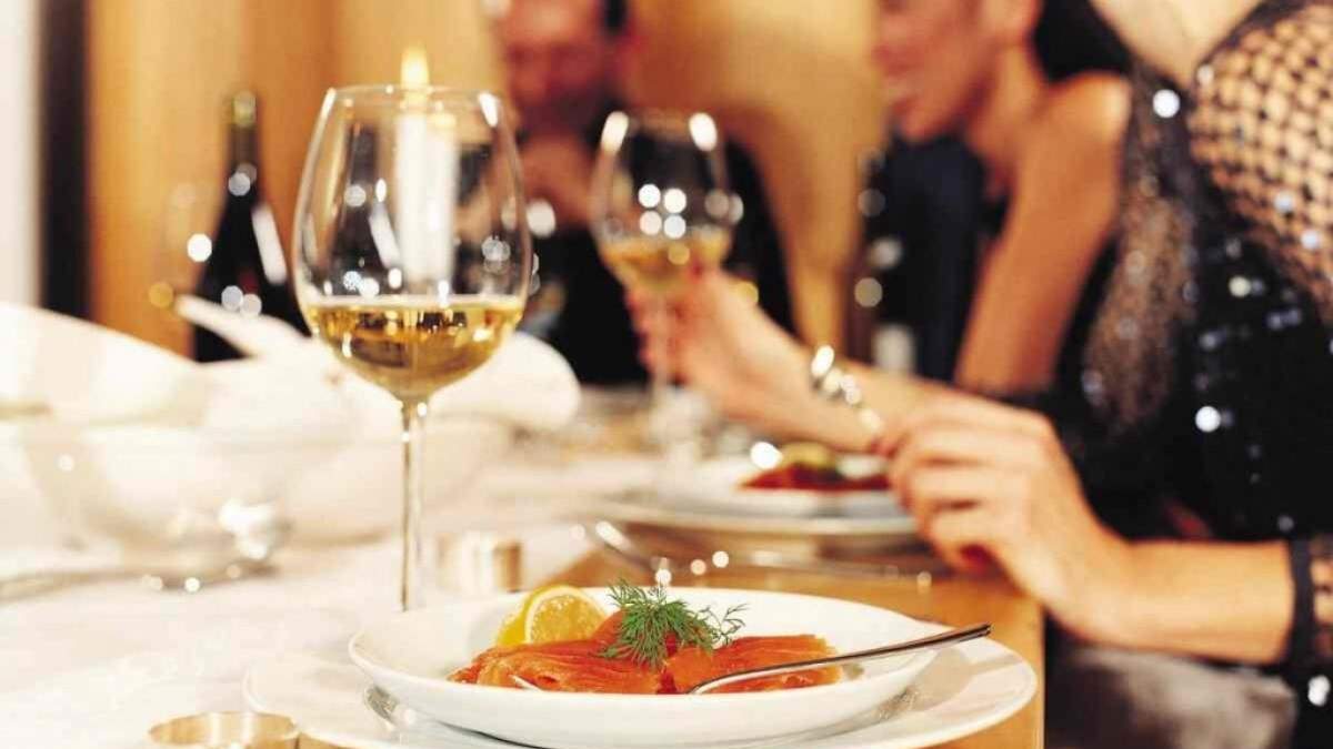 Buenas costumbres para sentarse a la mesa. Fuente: (Instagram)