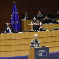 Políticas monetaria y fiscal siguen siendo necesarias ante la incertidumbre de 2021: Lagarde