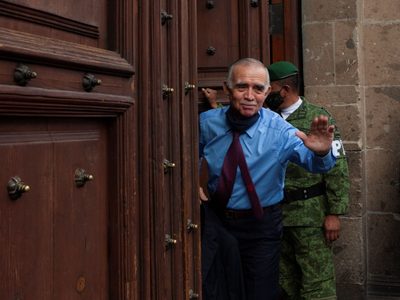 Vector Casa de Bolsa, de Alfonso Romo, niega lavar dinero para “El Chapo” Guzmán