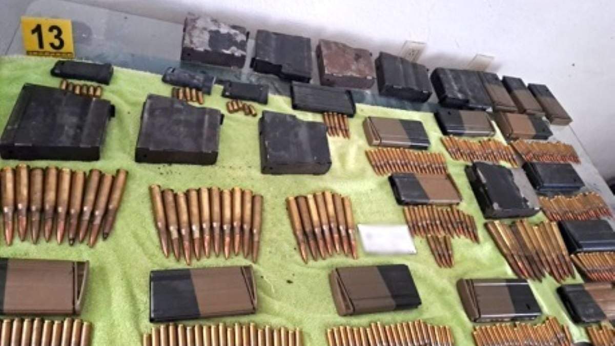 Armamento encontrado en una vivienda de Ciudad Guzmán