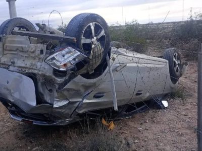 Un Chevrolet Joy volcó en la Ruta 51 y un hombre de 24 años quedó bajo observación médica