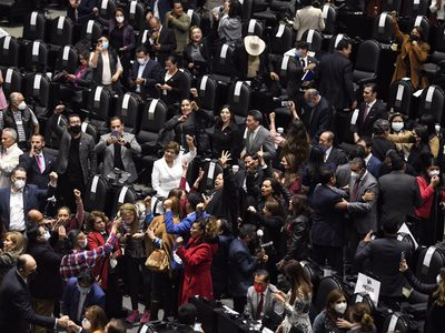 Diputados aprueban el Presupuesto 2022; será el más discutido de la historia con casi 2 mil reservas