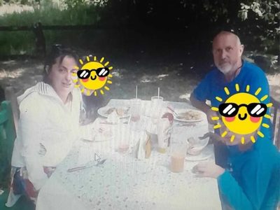 Nadadores encontraron una cámara sumergida, recuperaron la memoria y encontraron a la familia que había sacado 300 fotos en el 2010