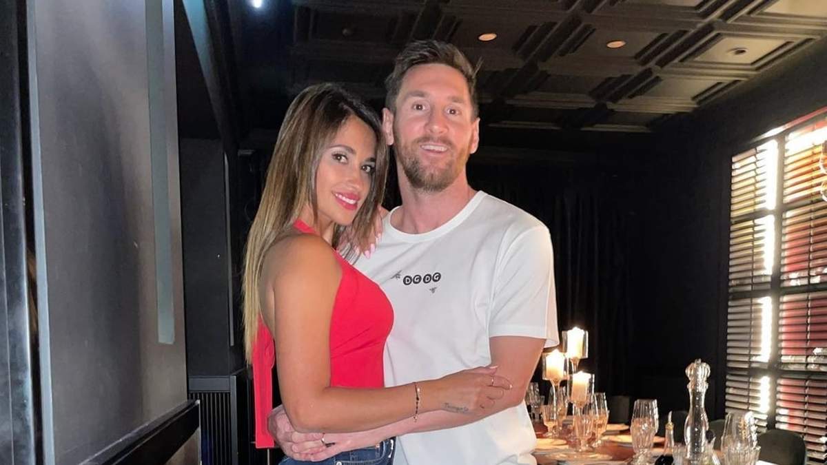 Antonela Roccuzzo y Lionel Messi. Fuente: (Instagram)