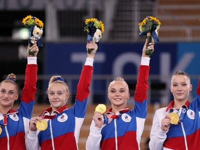 Rusia aprovecha ausencia de Simone Biles y gana oro en gimnasia rítmica