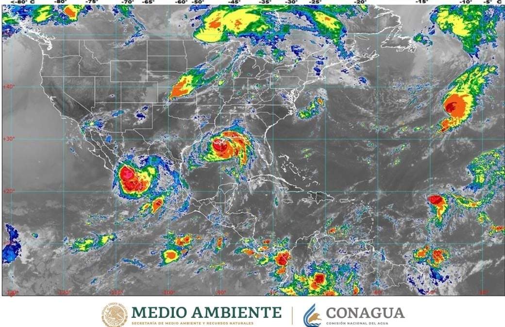 Sinaloa está en alerta roja por el huracán
