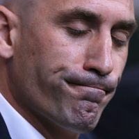 Lopetegui, destituido a dos días de su debut en el Mundial por fichaje con el Real Madrid