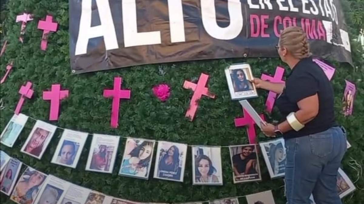 Colectivos y organizaciones feministas realizaron una manifestación en el Jardín Libertad, frente a la Catedral y el Palacio de Gobierno