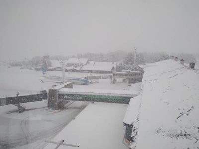 El clima afectó el abastecimiento de combustible para los aviones del aeropuerto de Bariloche