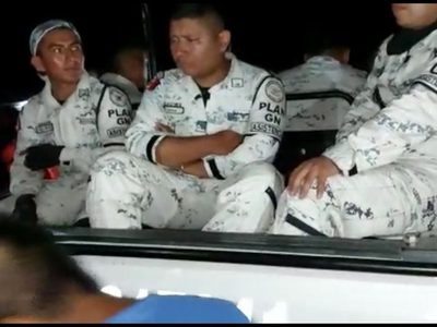Indígenas desarman y retienen a siete elementos de la Guardia Nacional en Chiapas (Video)