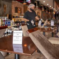 Después de 5 meses, reabren los restaurantes y confiterías