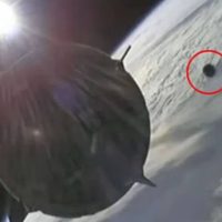 Un cohete de SpaceX casi se impacta con un ovni, revela la NASA (Video)