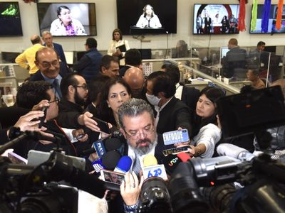 Jorge Nuño pide reformas para eliminar trámites y acelerar la obra pública