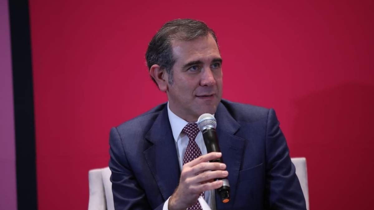Lorenzo Córdova, en la clausura del foro sobre periodismo