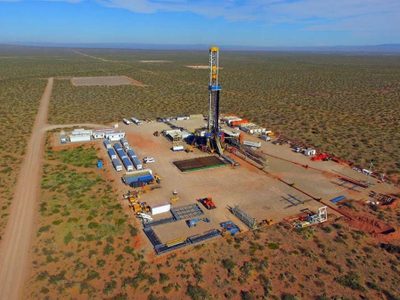 Gracias a la cuenca Neuquina, en octubre creció la producción de petróleo