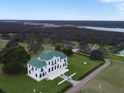 Hoy abre al turismo Parque Luro, destino pampeano de naturaleza
