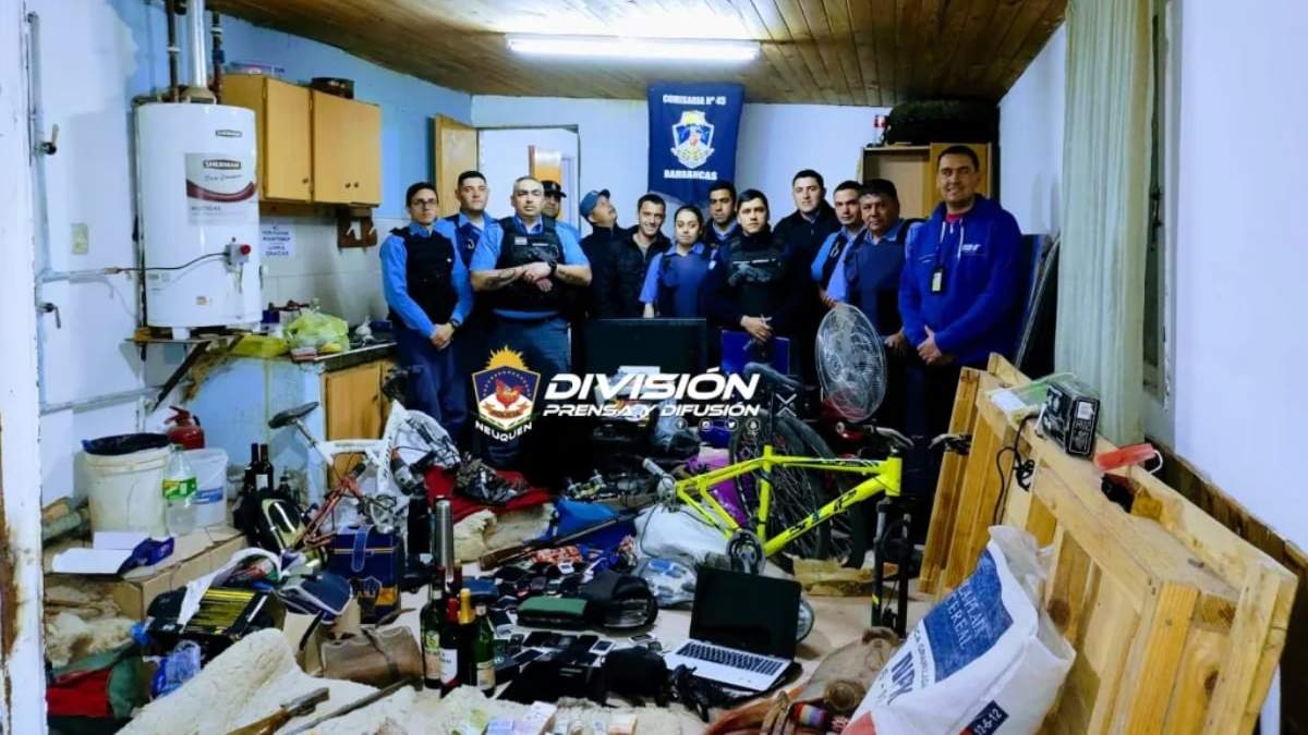 Allanamiento Barrancas. Fuente: (Policía de Neuquén)