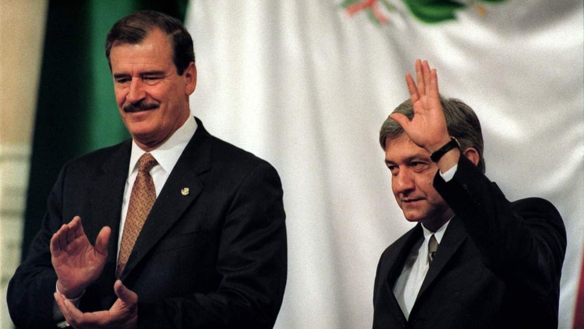 Imagen de Fox y López Obrador cuando fueron presidente y jefe de Gobierno, respectivamente