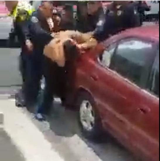 Riña de policías y vecinos de San Juan de Aragón