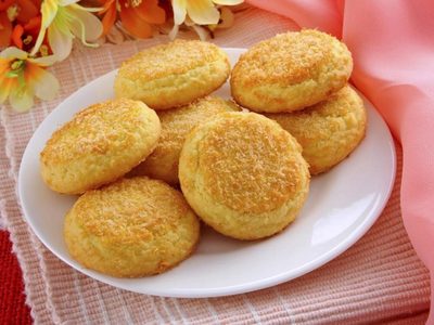 Galletitas sin harinas ni azúcar y con solo 3 ingredientes: la receta ideal para comer sin culpas