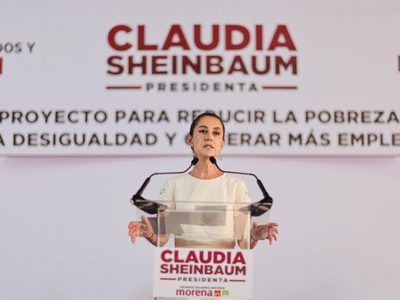 Más becas, pensiones, programas sociales: estos son los 12 puntos del plan antipobreza de Sheinbaum