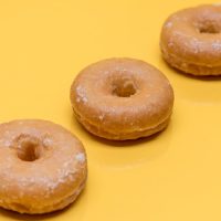 Donas fit listas en menos de 5 minutos: con pocas calorías, esponjosas y muy ricas para la merienda
