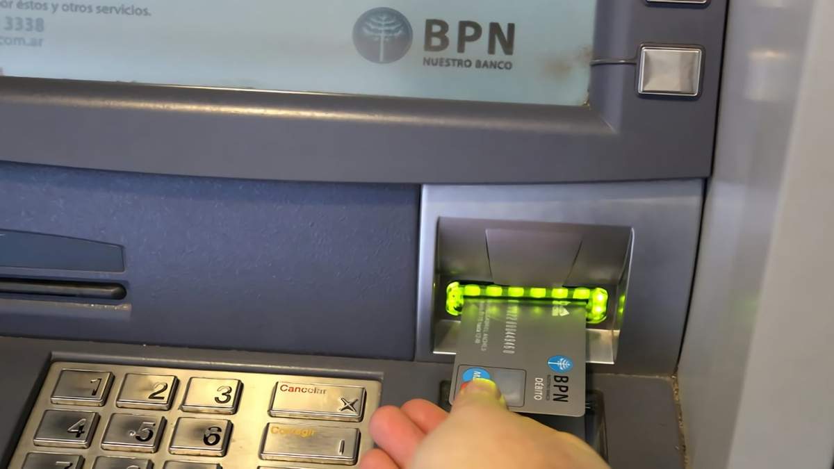Pago de indumentaria. Fuente: (Twitter)